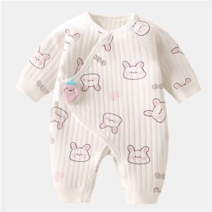 Mono Tipo Batita con Conejitos